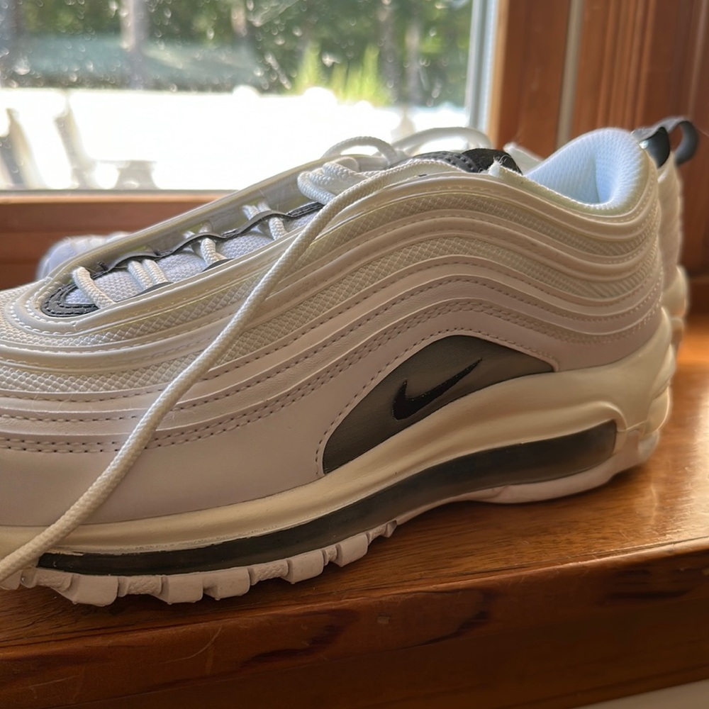 Nike Women’s Air Max 97